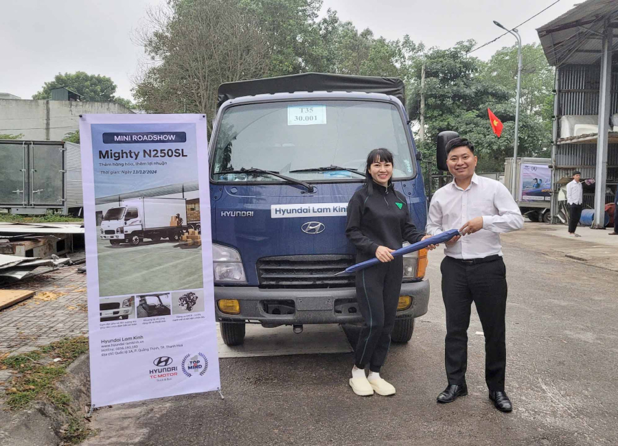 Mini roadshow Hyundai Lam Kinh